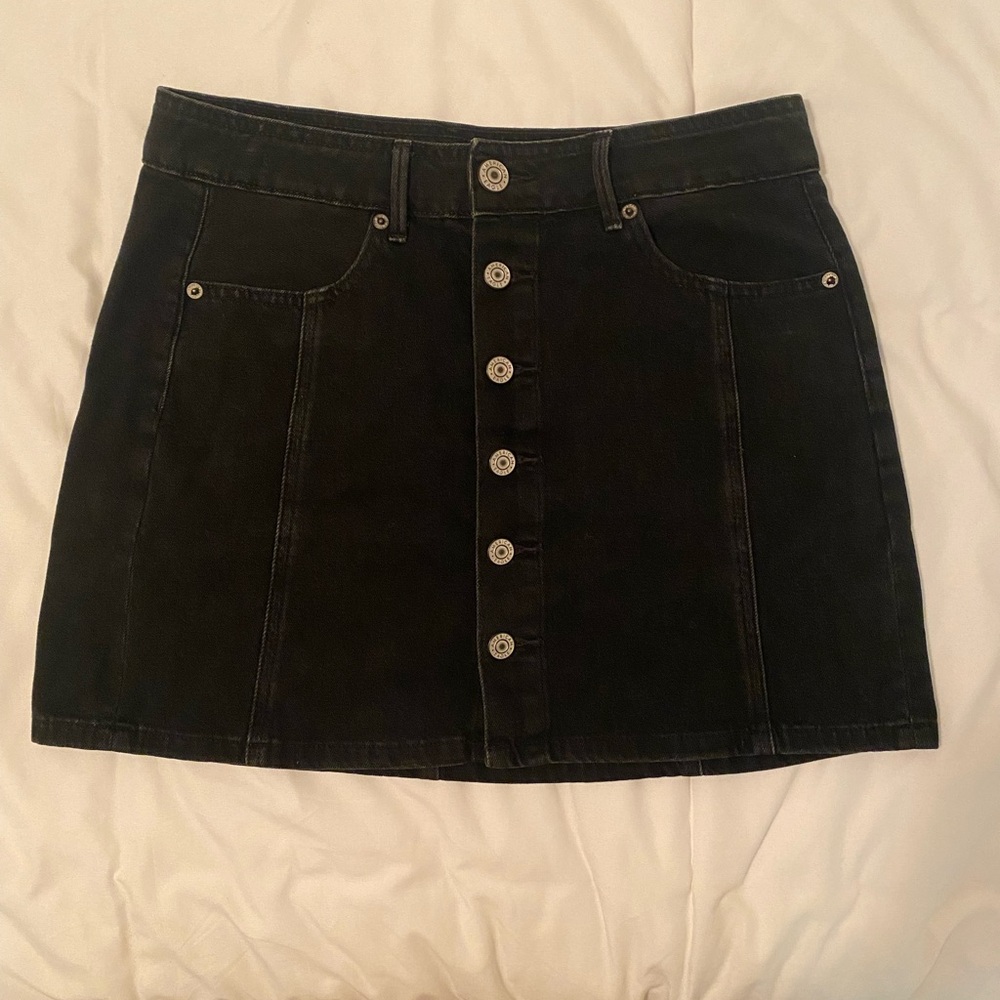 AMERICAN EAGLE black denim button a-line skirt size 6